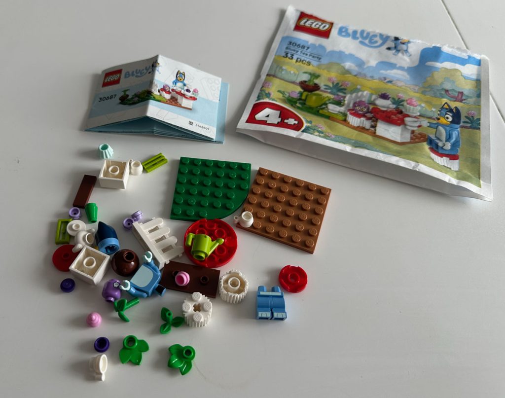 LEGO Bluey 30687 Bluey Tea Party im Review