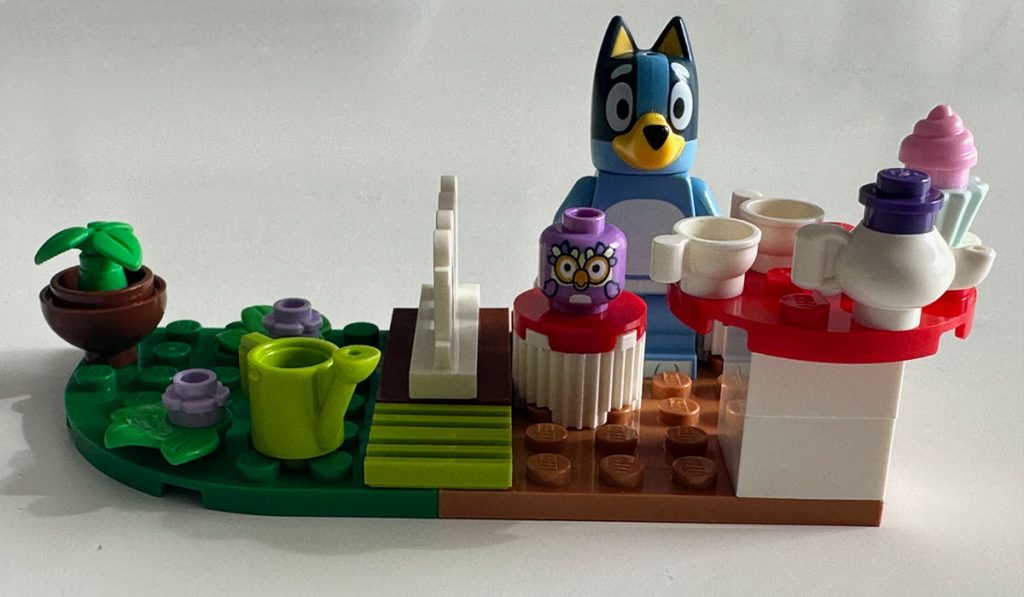 LEGO Bluey 30687 Bluey Tea Party im Review