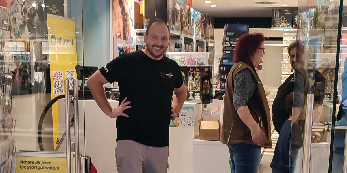 Brick-X-Treme Pop-Up Store