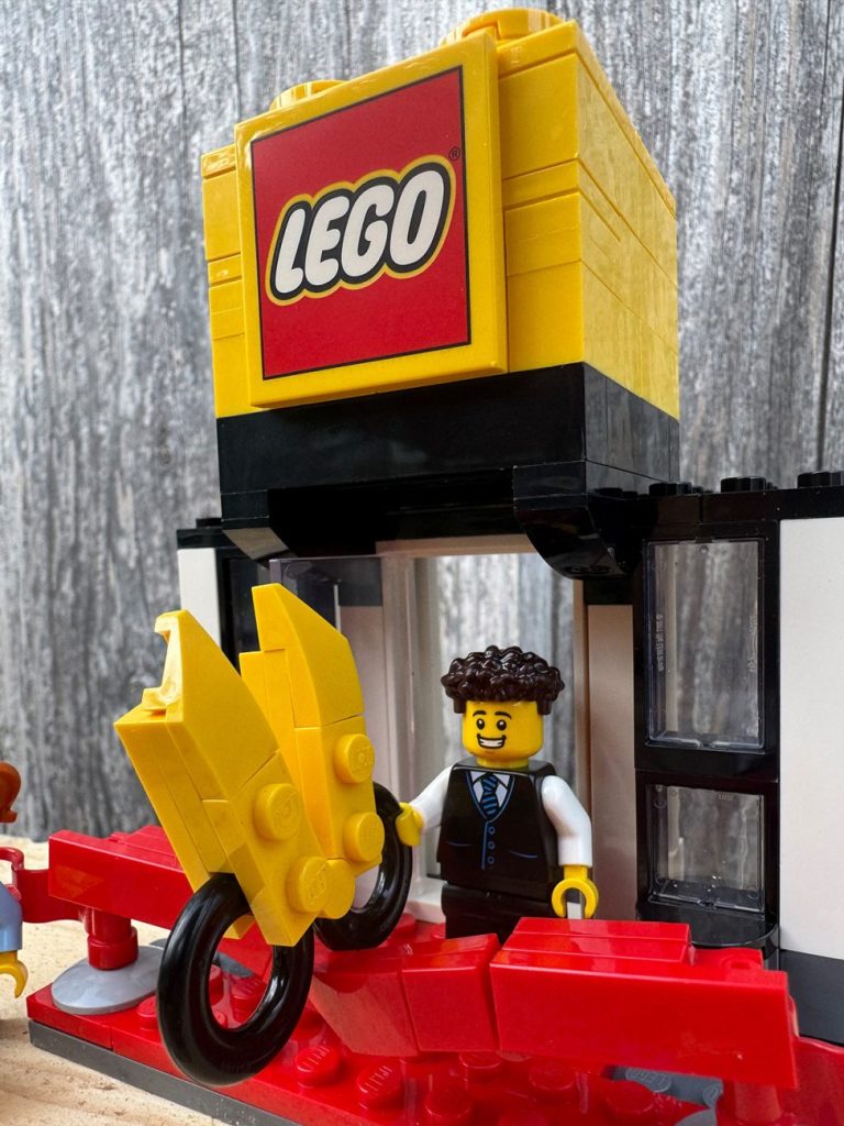 LEGO 6589682 Discovery Centre Hamburg GWP im Review