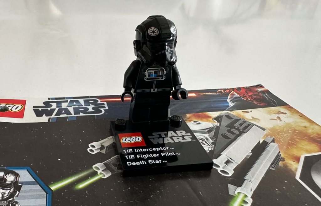 LEGO Star Wars 9676 Death Star mit Tie Fighter Pilot im Review