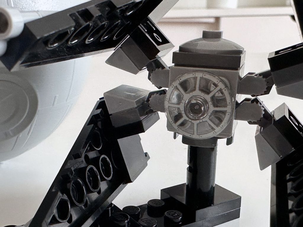 LEGO Star Wars 9676 Death Star mit Tie Fighter Pilot im Review