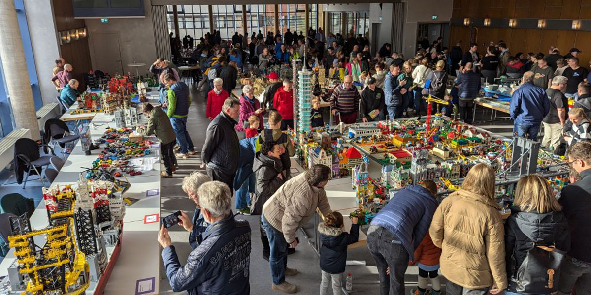 Zusammengebaut LEGO Ausstellung