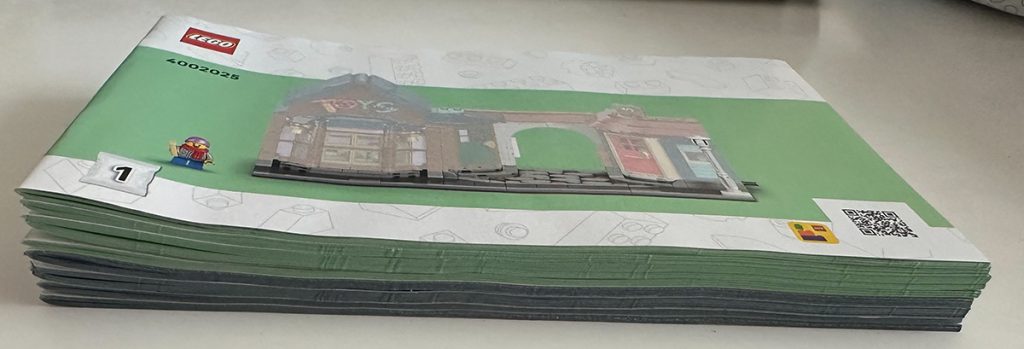 LEGO 4002025 Toy Store: Unboxing