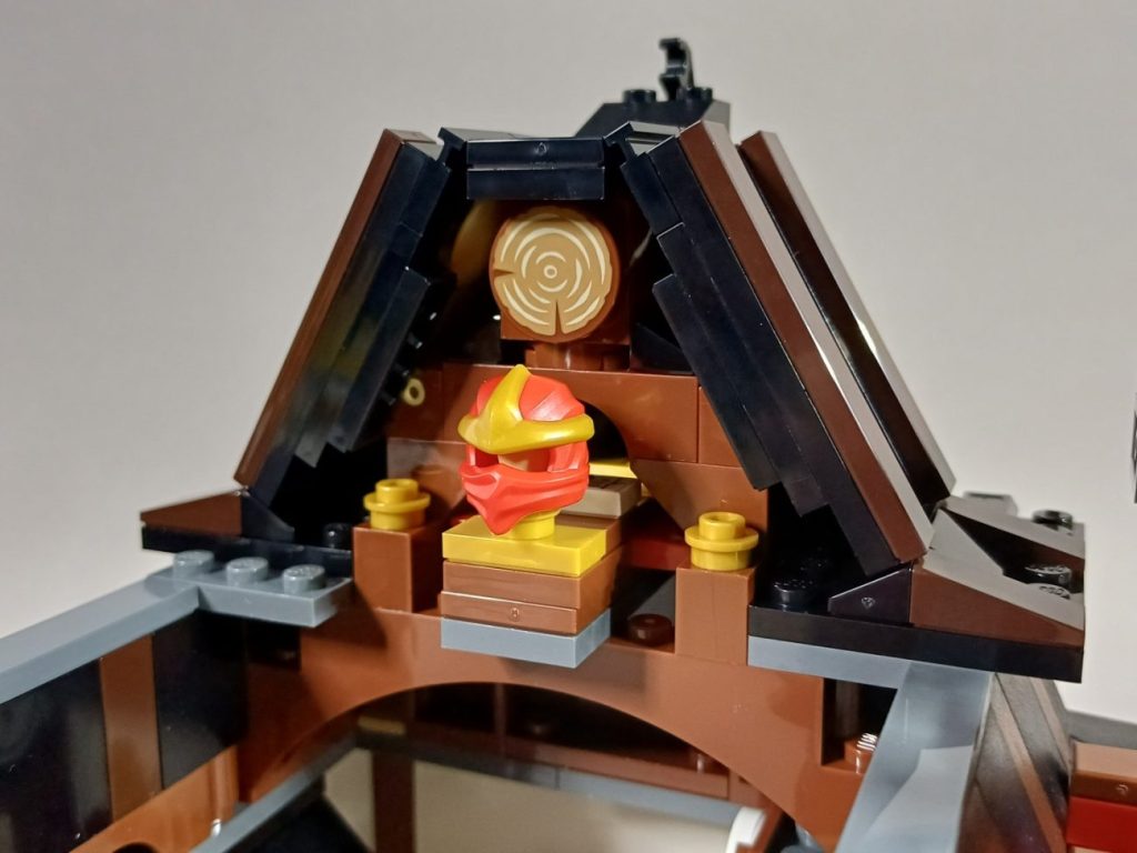 LEGO Ninjago Legacy 71858: 15-jähriges Jubiläum der Vier-Waffen-Schmiede