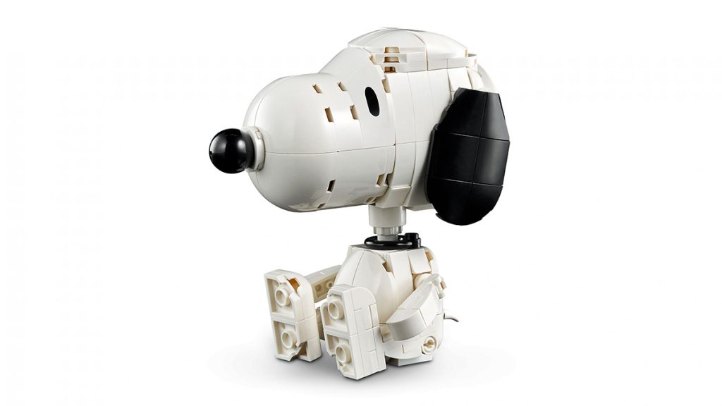 LEGO Ideas 21368 Peanuts Snoopy's Doghouse