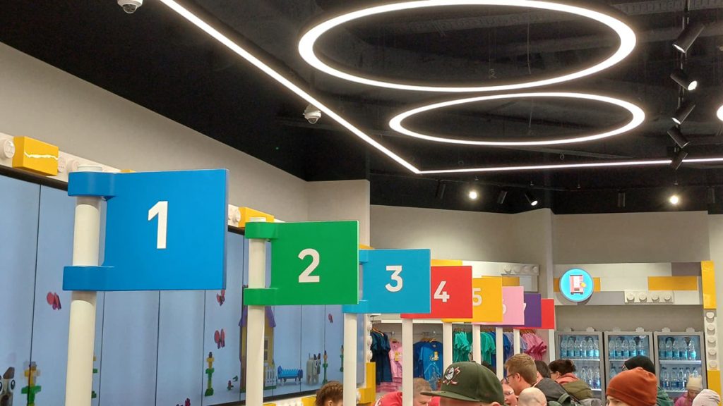 LEGOLAND Deutschland hat jetzt den Mega LEGO Shop