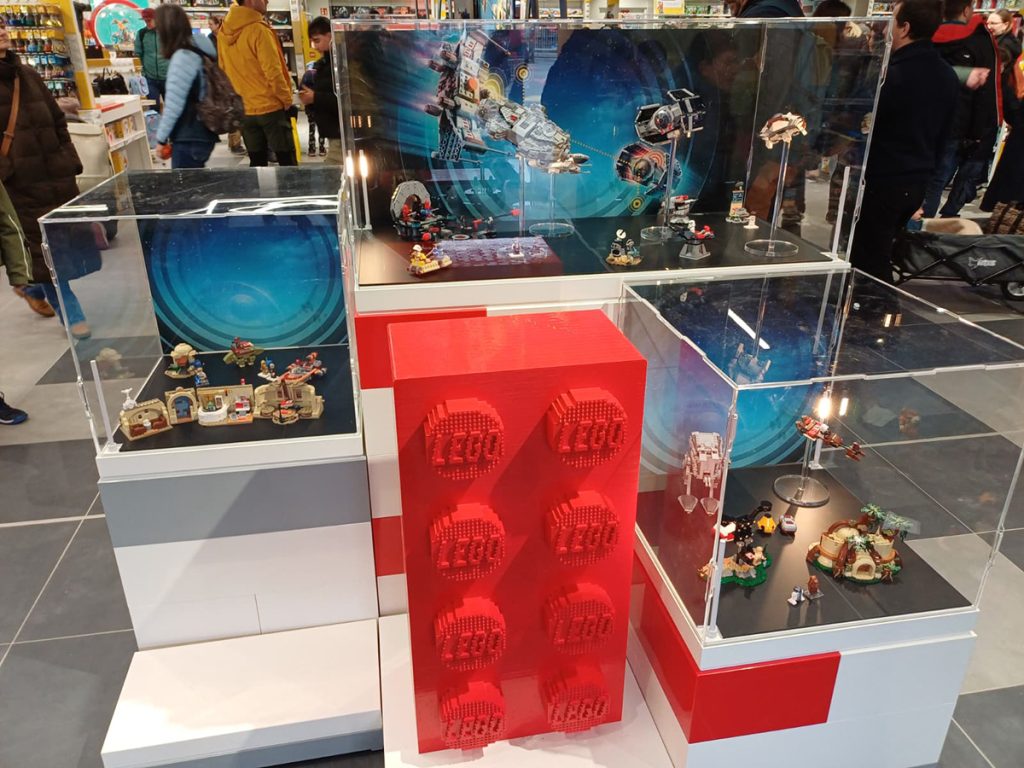 LEGOLAND Deutschland hat jetzt den Mega LEGO Shop