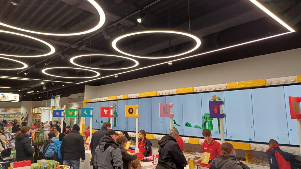 LEGOLAND Deutschland hat jetzt den Mega LEGO Shop