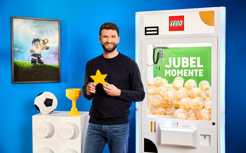 Thomas Müller auf LEGO Arena Mission