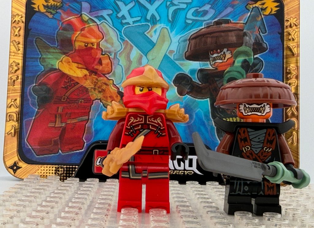 Dosen-Inhalt: LEGO Minifiguren von Kai und Rox im Duell