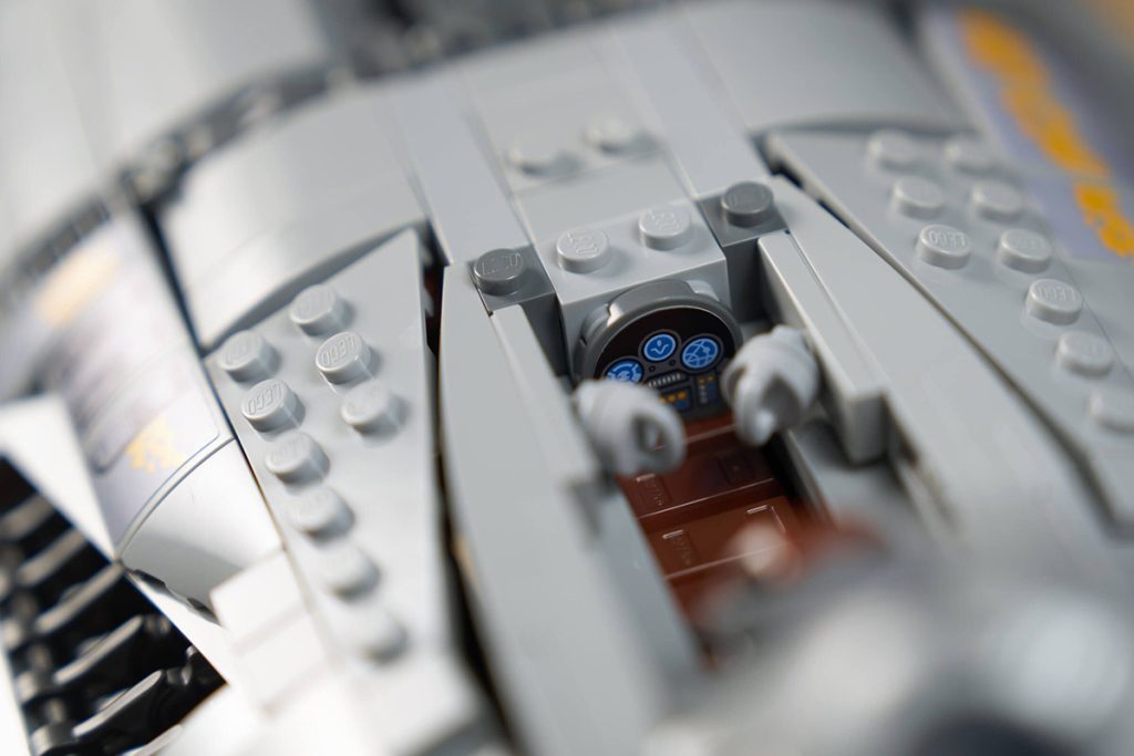 LEGO Star Wars 75442 UCS The Mandalorians N-1 Starfighter
