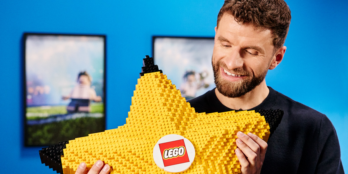 Thomas Müller auf LEGO Arena Mission