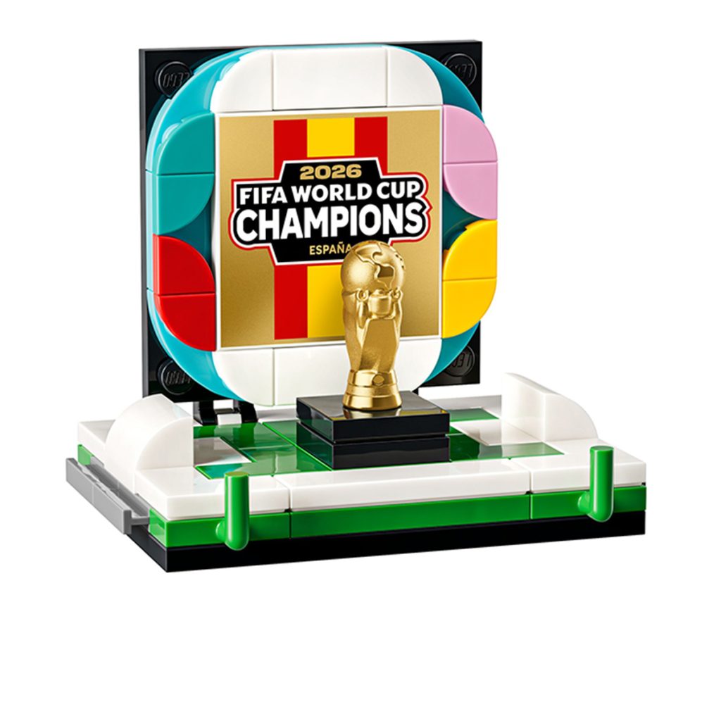 Mehr Bilder zur LEGO 4000351 FIFA World Cup Official Trophy – Champions Edition