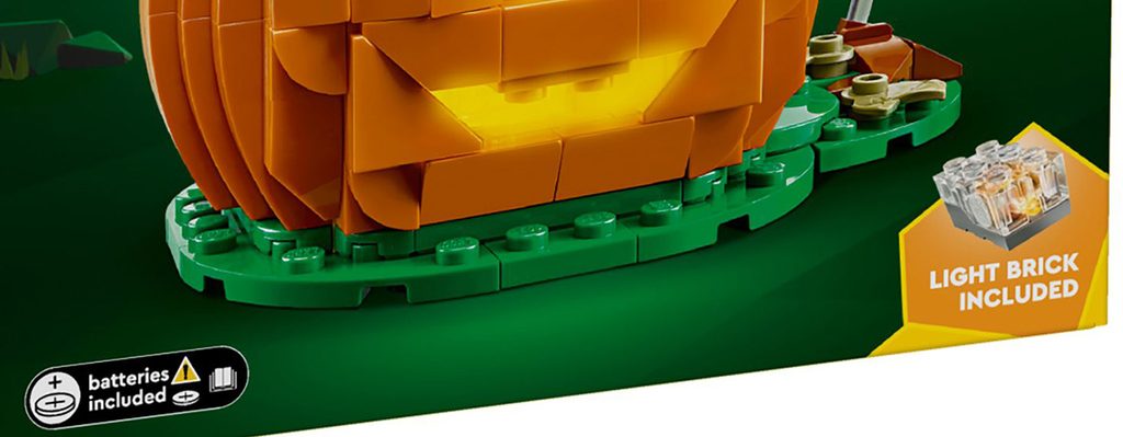 LEGO Light Brick included